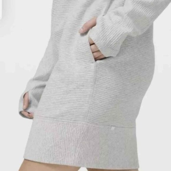 Lululemon Call for Cozy Dress - NWT Size 6 - Picture 5 of 5